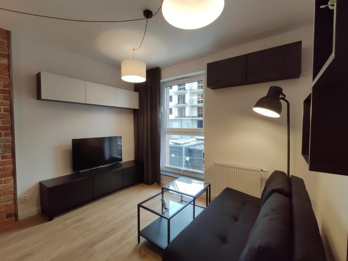 Red Wall Apartment In The Old Town Danzica Esterno foto